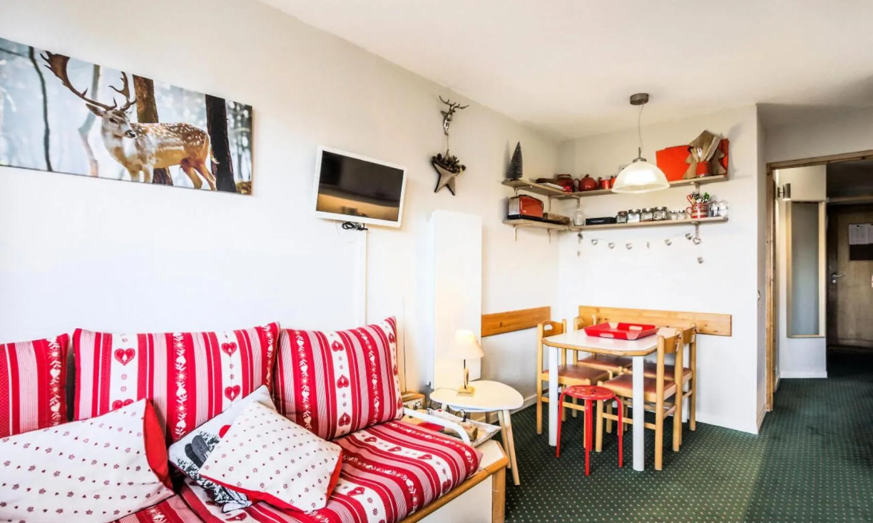 Residence Le Hameau Du Sauget - Maeva Home - Appartement 2 Pieces 4 Personnes Confort Mae-5604 La Plagne-Tarentaise 0*,  France